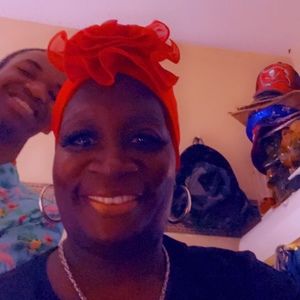 Meet your Posher, Tracy